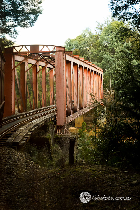 Rail bridge